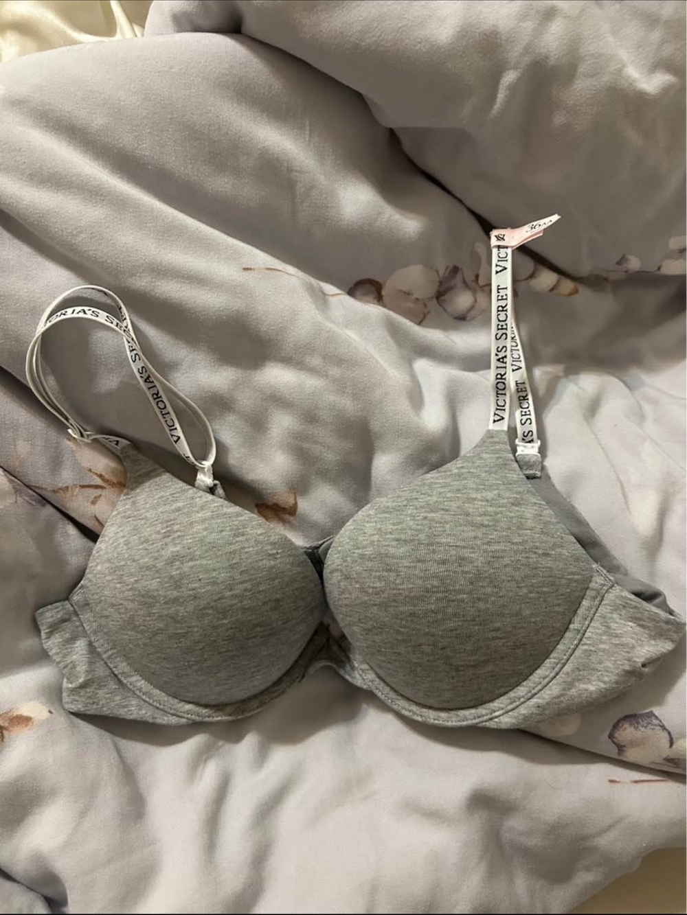 Victoria's Secret Light Gray bombshell add 2 cups push up bra